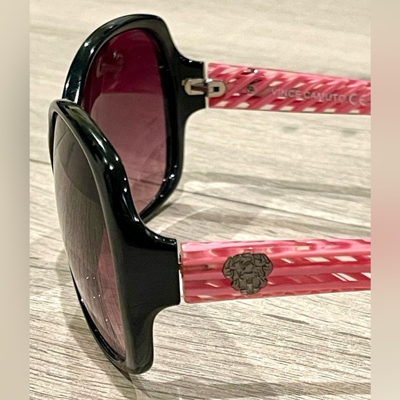 Vince Camuto Women’s Sunglasses Black Pink VC196B main image 9